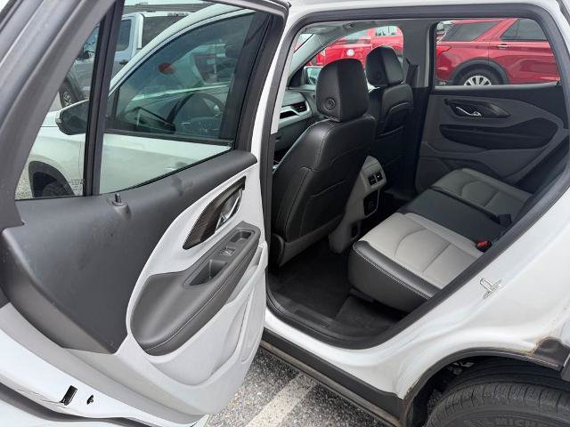Used 2023 GMC Terrain SLT w/ Tech Package AWD/4WD image 12