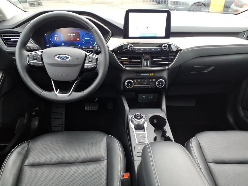 Certified 2022 Ford Escape SEL w/ Technology Package AWD/4WD image 6