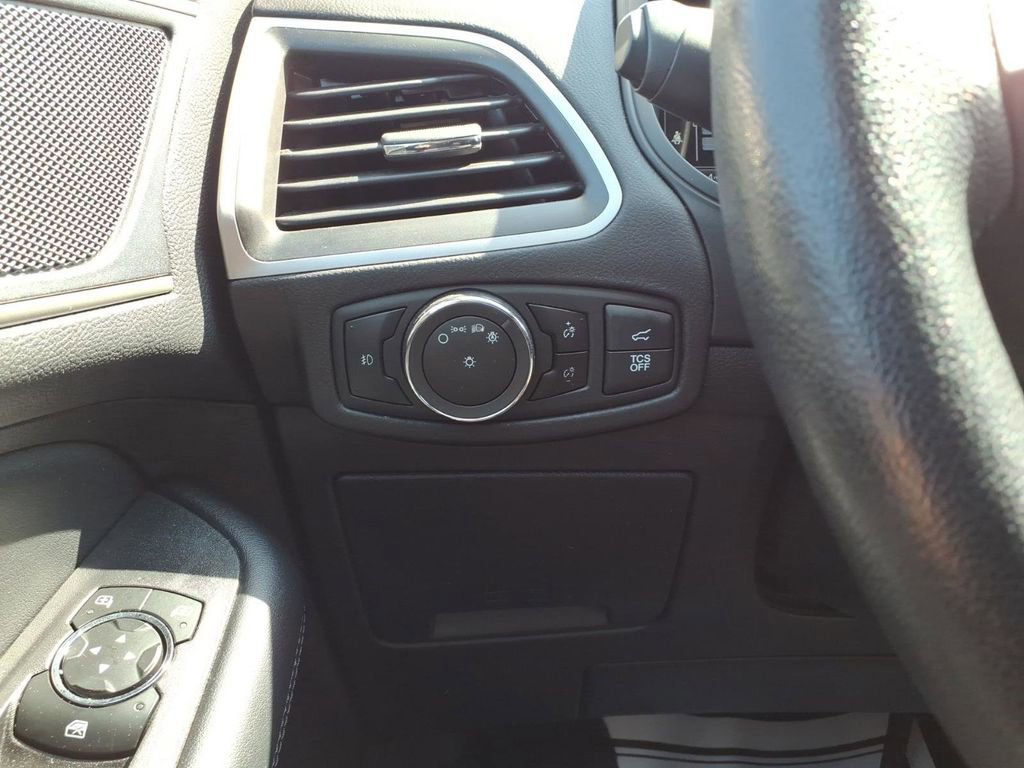 Certified 2023 Ford Edge SEL w/ Convenience Package AWD/4WD image 15