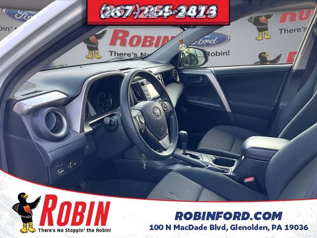 Used 2018 Toyota RAV4 LE w/ All Weather Liner Package AWD/4WD image 18