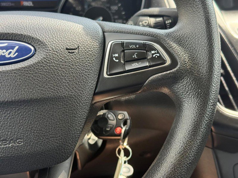 Certified 2018 Ford Focus SE FWD image 18