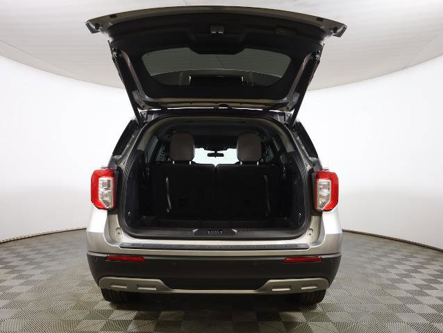 Certified 2023 Ford Explorer XLT w/ Equipment Group 202A image 21