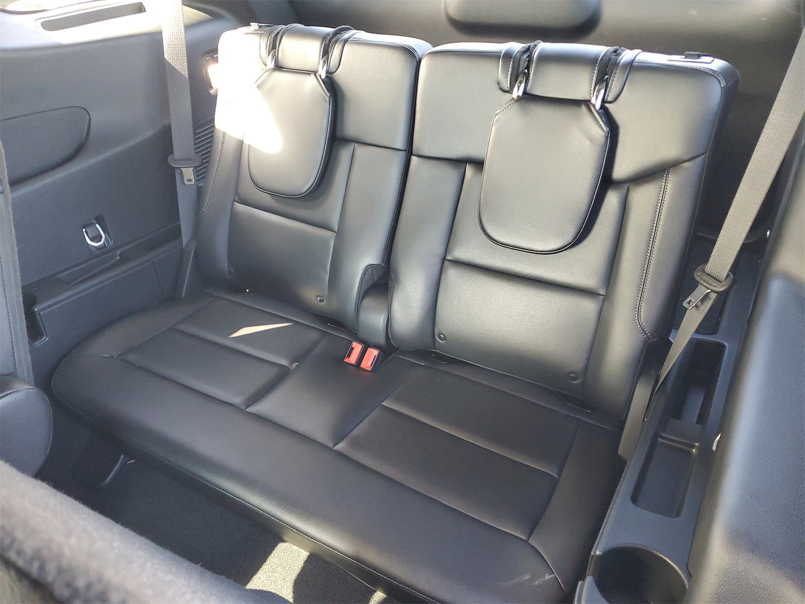 Certified 2024 Ford Explorer Limited w/ Limited Technology Package image 12