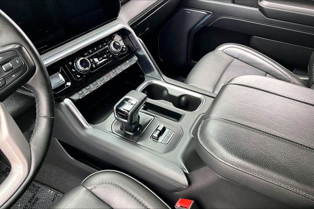 Used 2023 GMC Sierra 1500 Denali w/ Technology Package AWD/4WD image 15