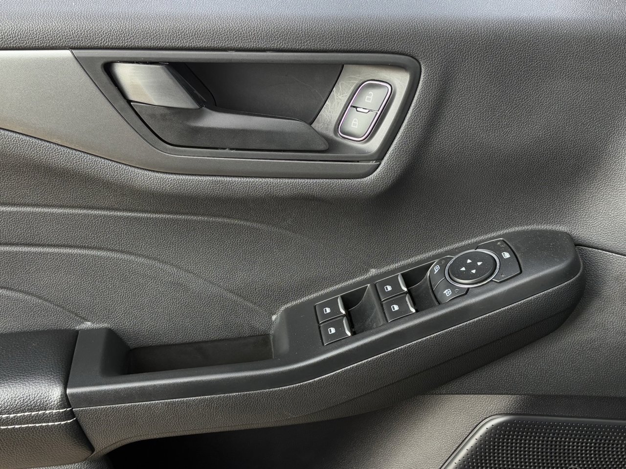 Certified 2023 Ford Escape Active FWD image 25