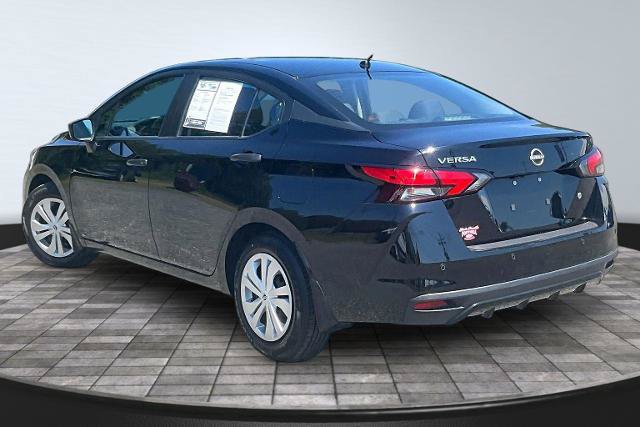 Used 2023 Nissan Versa S FWD image 2