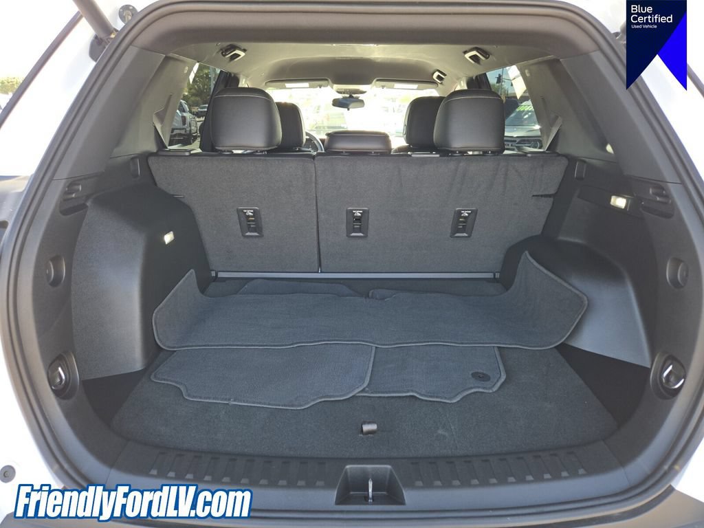 Used 2026 Chevrolet Equinox LT w/ Convenience Package II FWD image 17