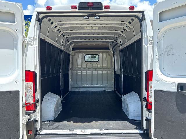 Used 2023 RAM ProMaster 2500 FWD image 11