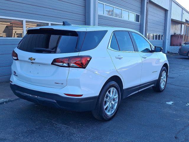 Used 2023 Chevrolet Equinox LT w/ Driver Convenience Package image 4