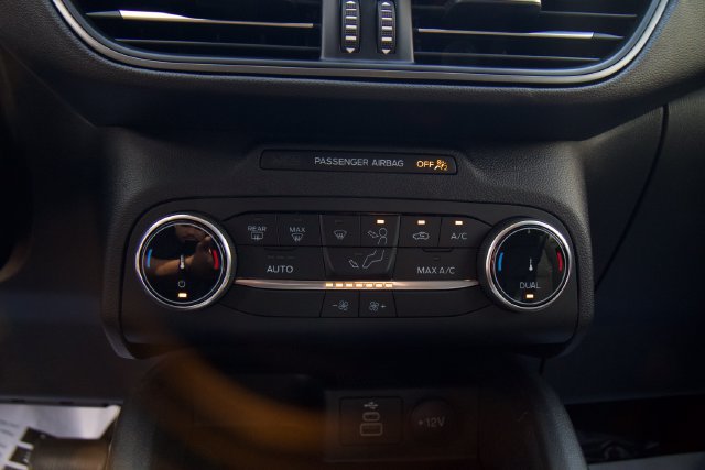 Certified 2025 Ford Escape Active FWD image 20
