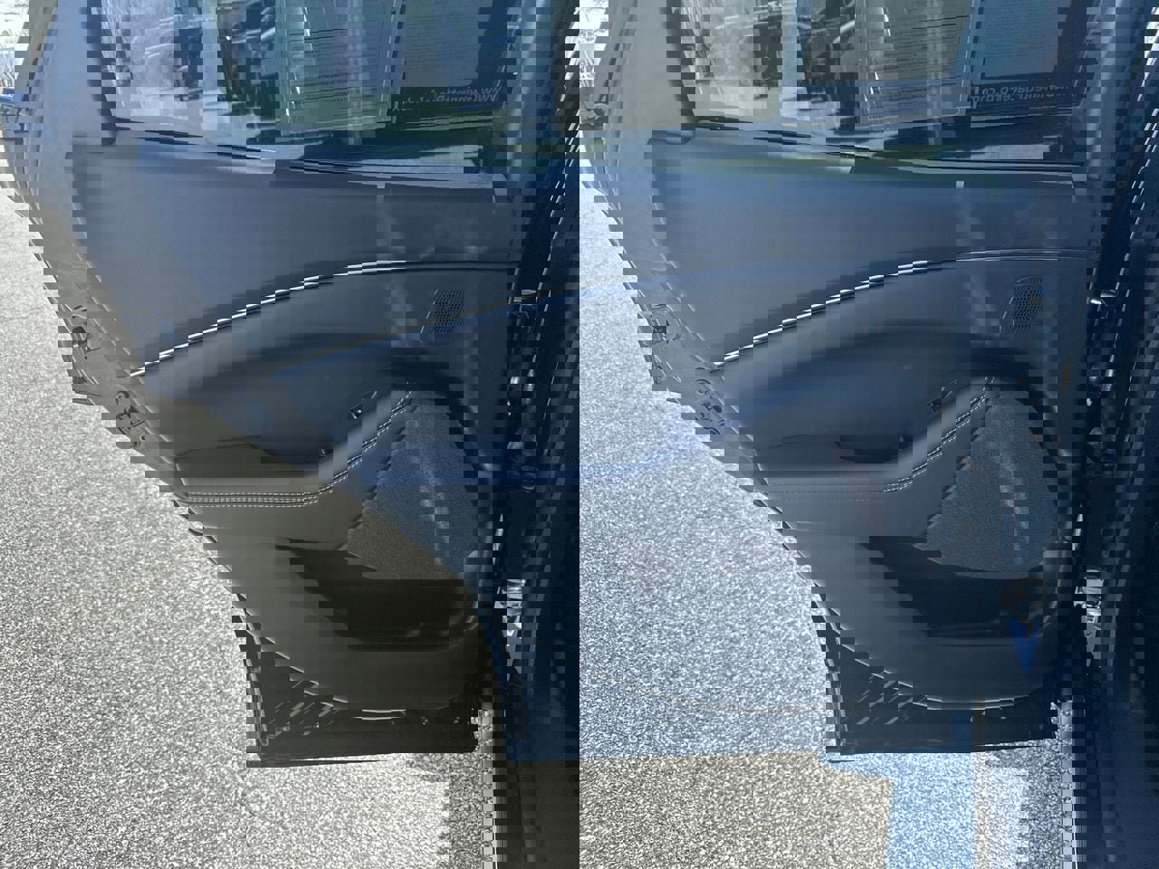 Certified 2025 Ford Mustang Mach-E Premium image 24