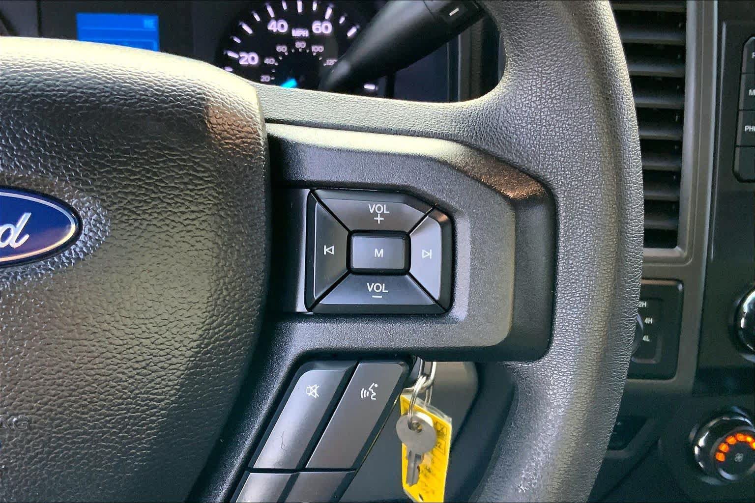 Certified 2019 Ford F250 XL w/ XL Value Package AWD/4WD image 19