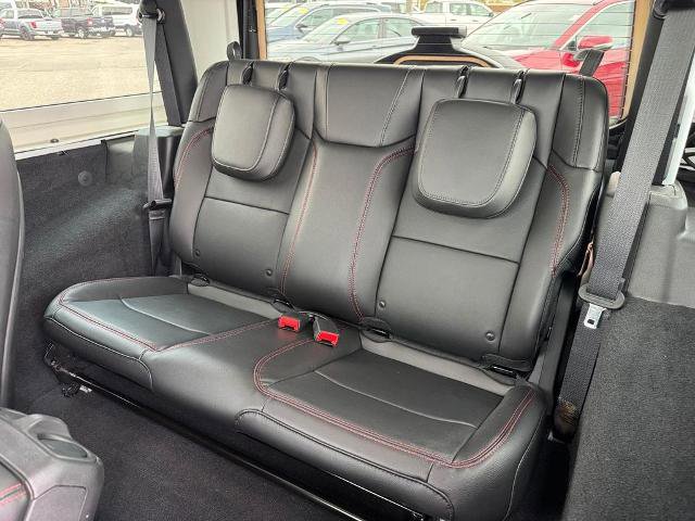Used 2023 Jeep Wrangler Rubicon w/ Cold Weather Group AWD/4WD image 9