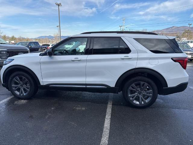 Certified 2025 Ford Explorer Active w/ Active Comfort Package image 2