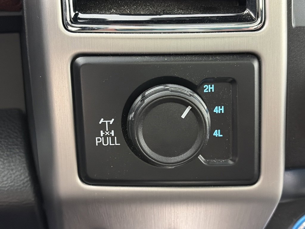 Certified 2020 Ford F350 Platinum w/ Tremor Off-Road Package image 23