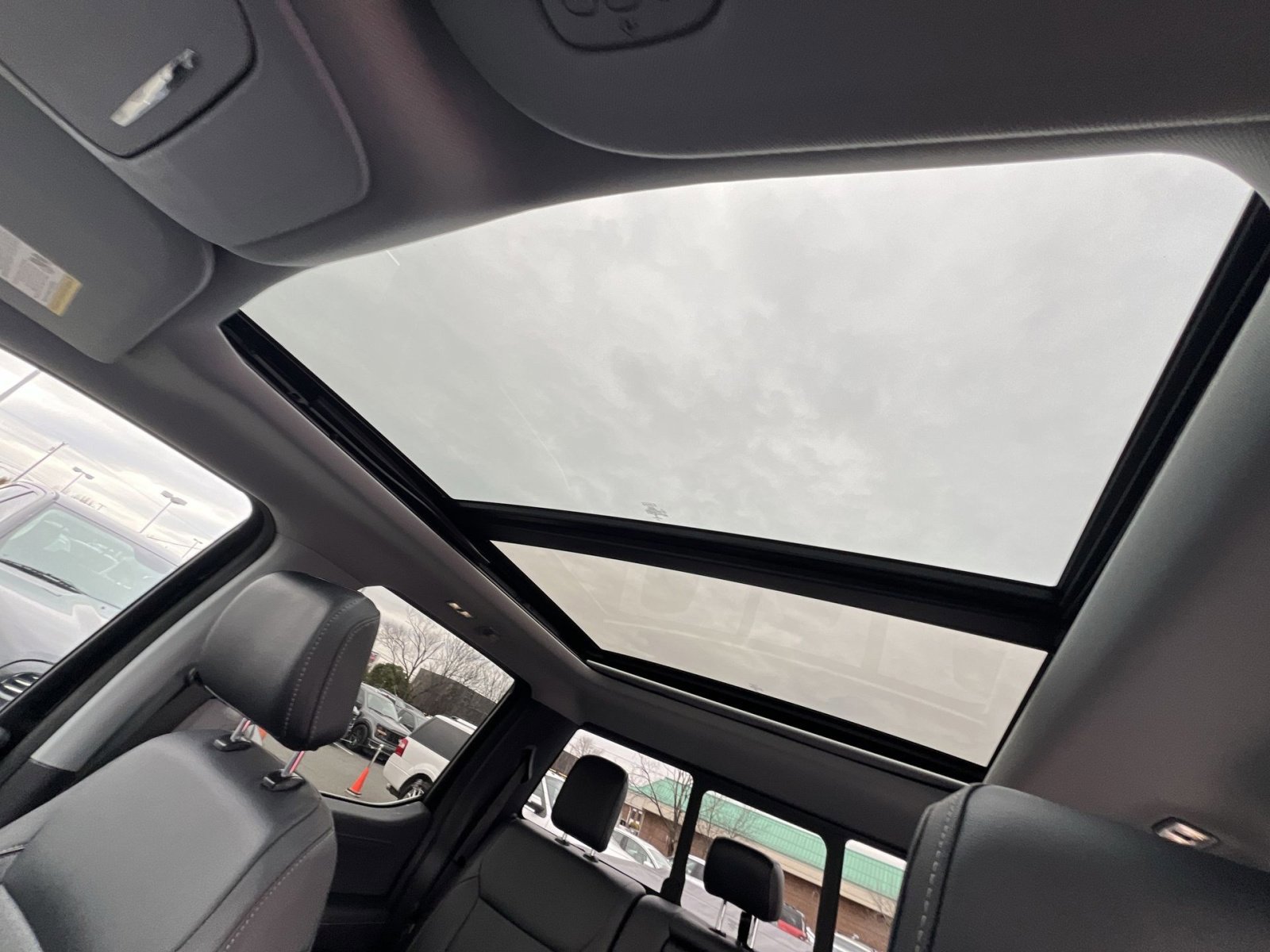 Certified 2023 Ford F150 Lariat image 24