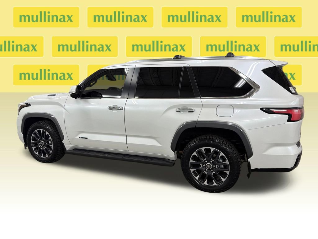 Used 2024 Toyota Sequoia Limited image 6