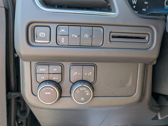 Used 2024 Chevrolet Tahoe LT AWD/4WD image 25