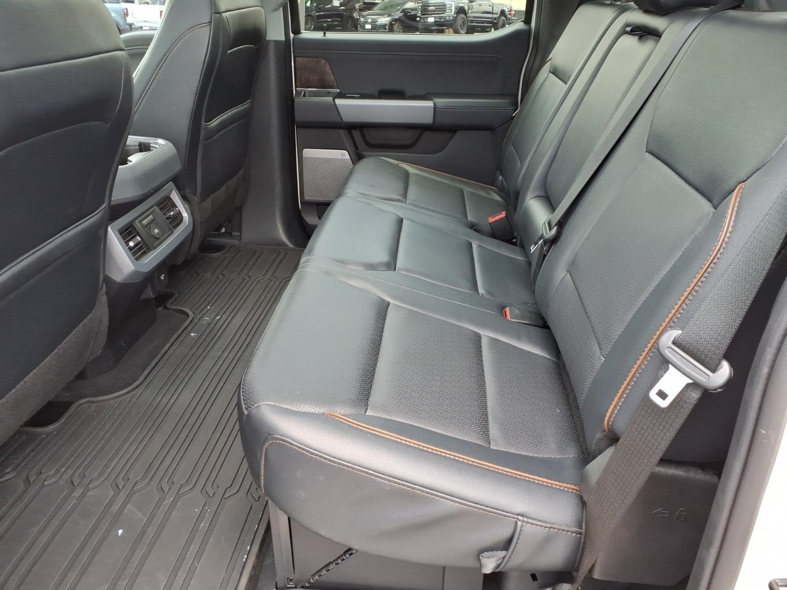 Certified 2025 Ford F250 Lariat w/ Lariat Ultimate Package AWD/4WD image 20