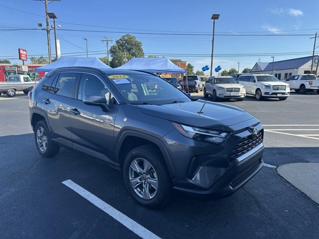 Used 2024 Toyota RAV4 XLE image 7
