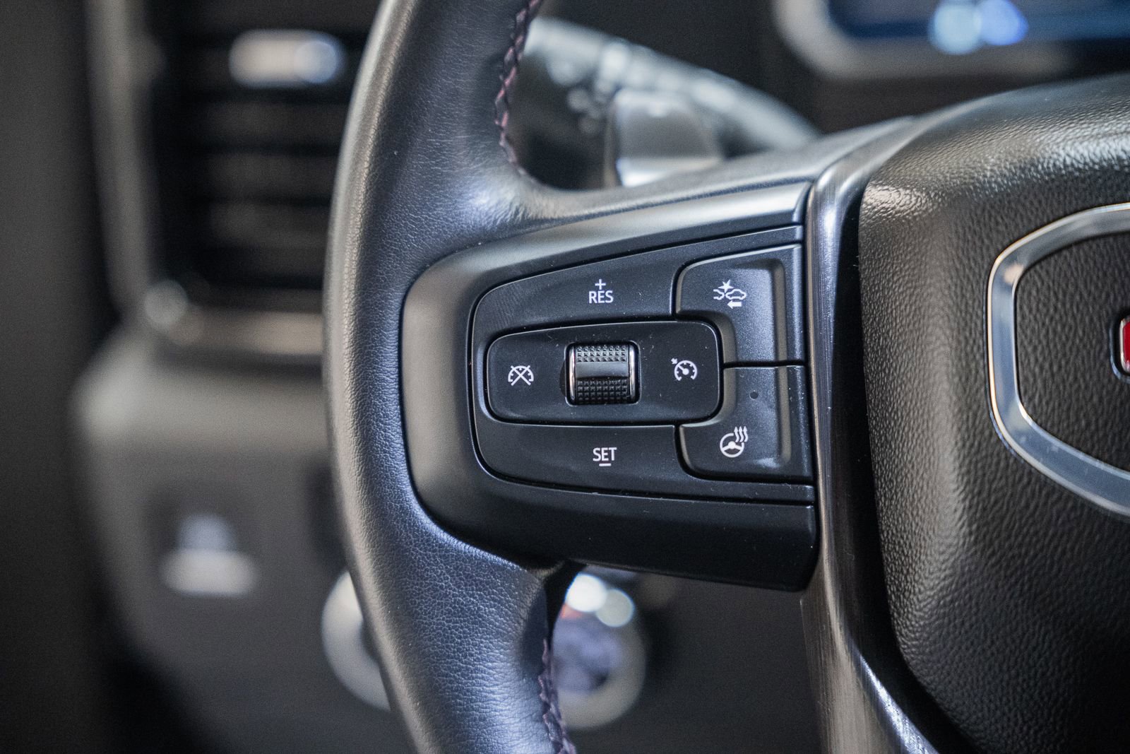 Used 2023 GMC Sierra 1500 AT4X image 38