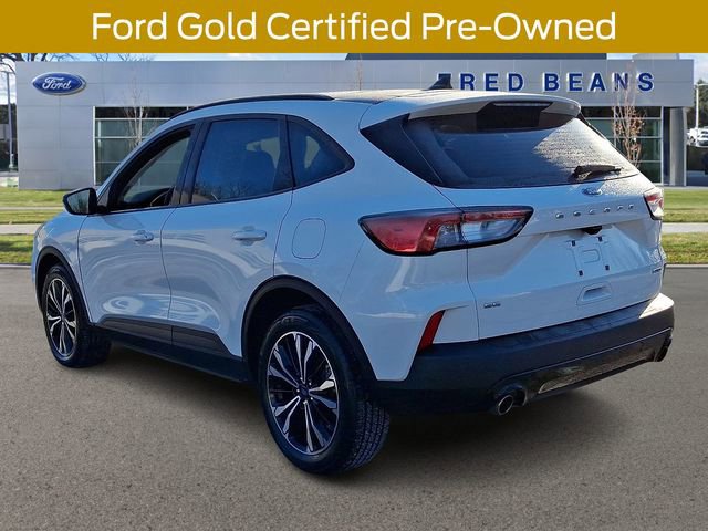 Certified 2022 Ford Escape SE w/ SE Sport Appearance Package image 2