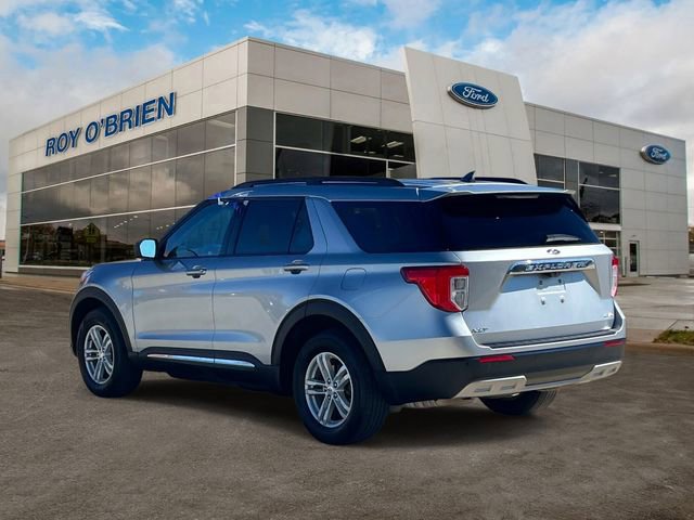 Certified 2023 Ford Explorer XLT w/ Equipment Group 202A image 3