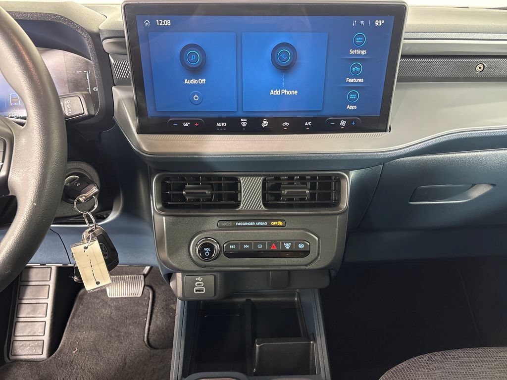 Certified 2025 Ford Maverick XL FWD image 30