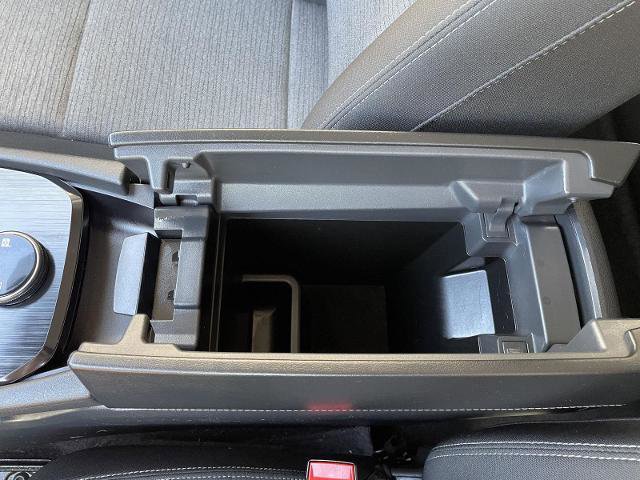 Used 2022 Nissan Rogue SV image 31