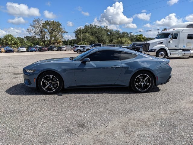 Certified 2024 Ford Mustang Coupe RWD image 7