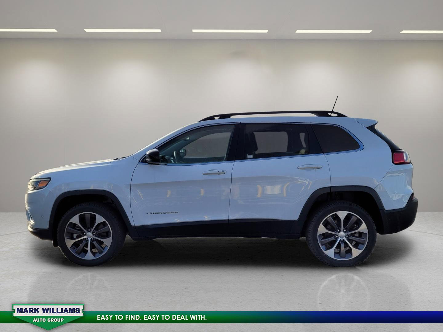 Used 2022 Jeep Cherokee Limited w/ Elite Package image 5