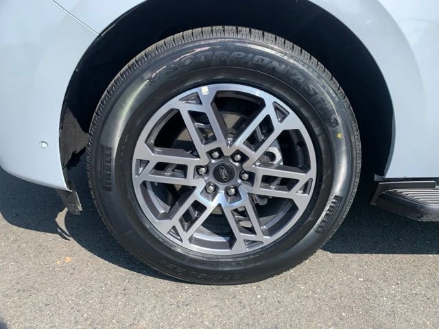 Certified 2025 Ford Expedition Max Active AWD/4WD image 15