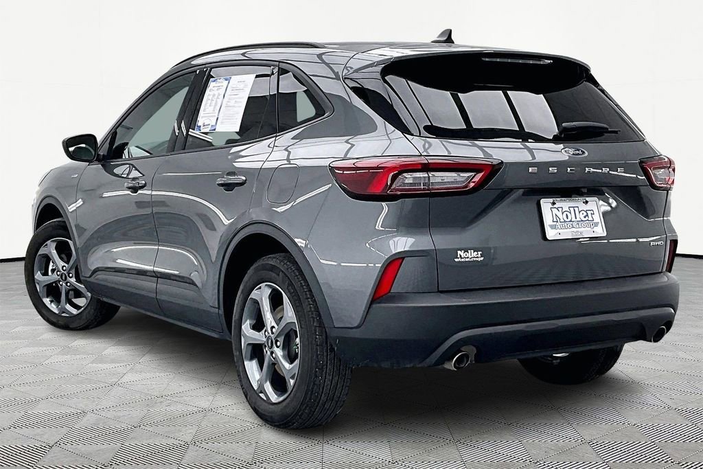 Certified 2025 Ford Escape ST-Line image 13