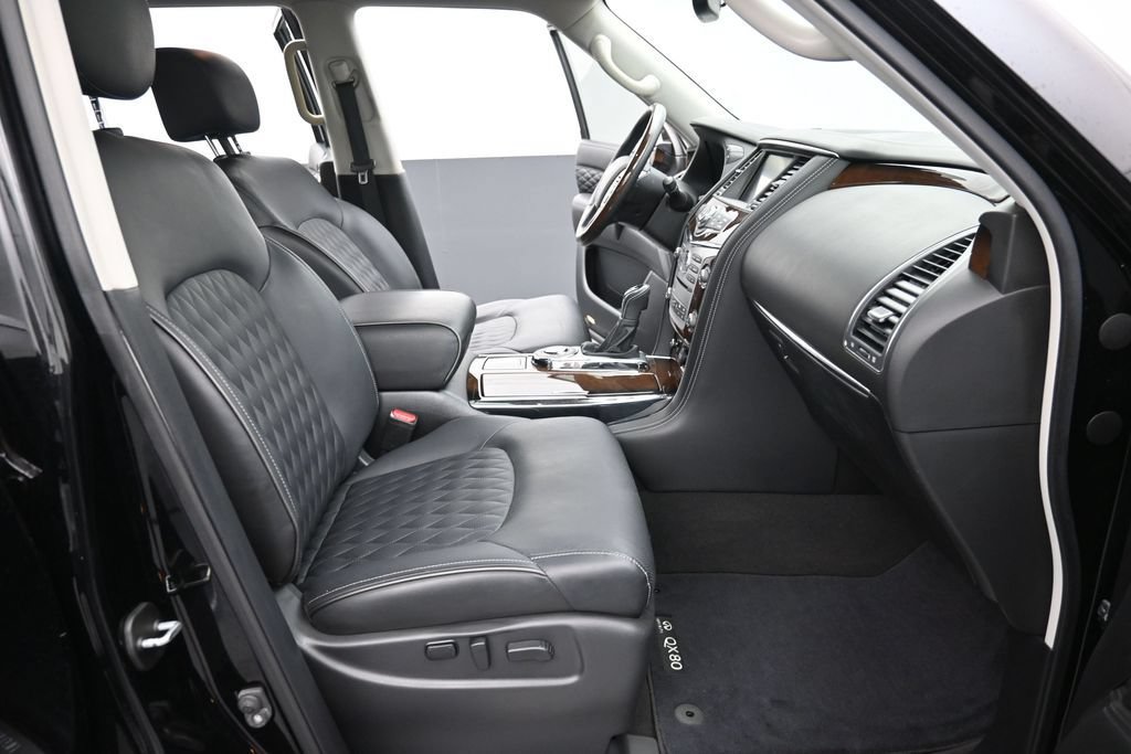 Used 2019 INFINITI QX80 Luxe w/ 22" Wheel Package RWD image 16