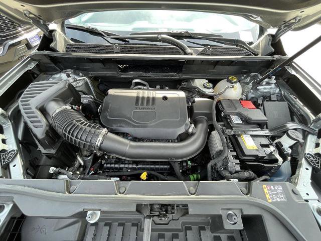 Used 2023 GMC Acadia SLE w/ Driver Convenience Package image 34