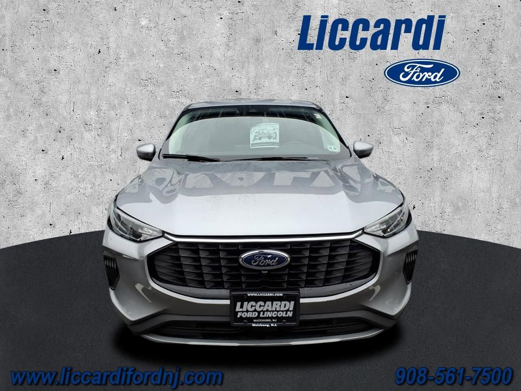 Certified 2023 Ford Escape Active w/ Tech Pack #2 image 2