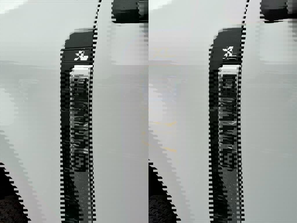 Certified 2024 Ford F350 XL w/ FX4 Off-Road Package image 10