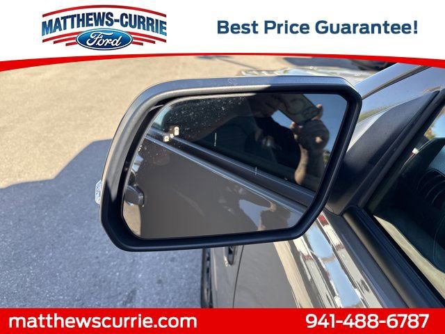 Certified 2025 Ford Ranger Lariat w/ Black Appearance Package image 8