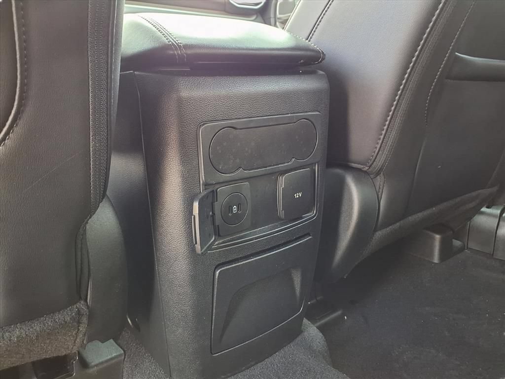Certified 2023 Ford Explorer XLT w/ Equipment Group 202A AWD/4WD image 27