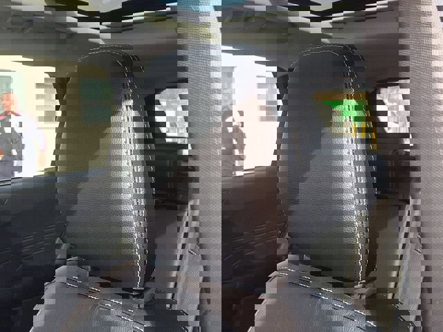 Certified 2024 Ford Escape SE w/ PHEV Premium Package image 26