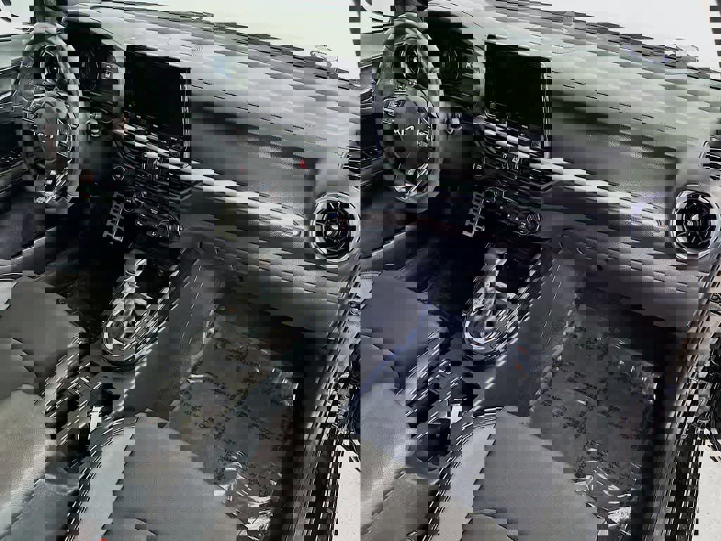 Used 2024 Kia Forte GT-Line image 32