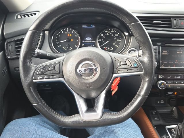 Used 2018 Nissan Rogue SL w/ Premium Package image 28