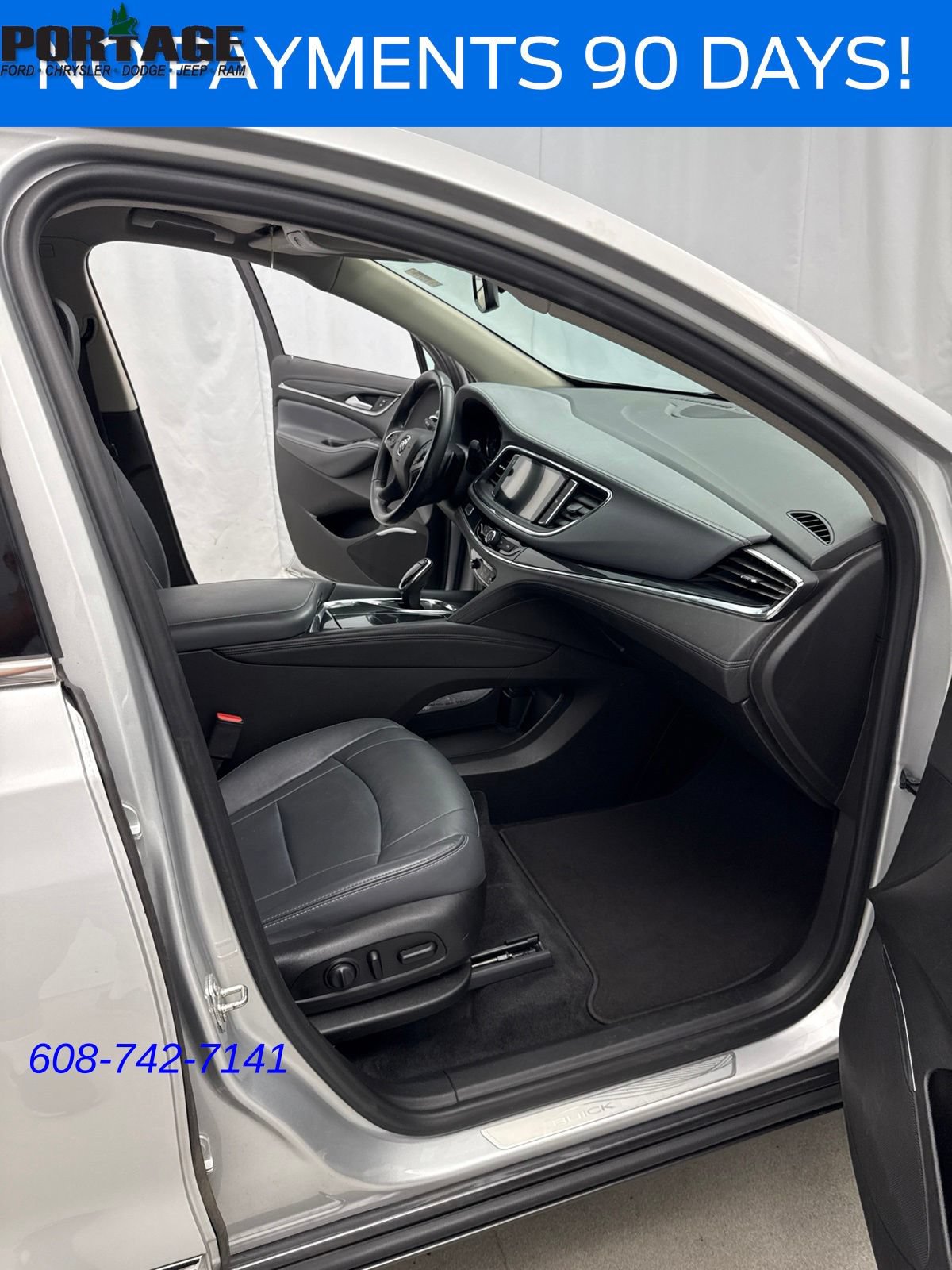 Used 2021 Buick Enclave Essence FWD image 26