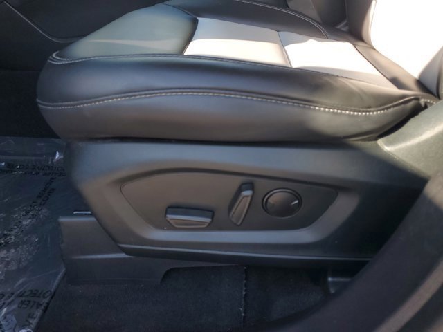 Certified 2022 Ford Explorer XLT w/ Equipment Group 202A image 13