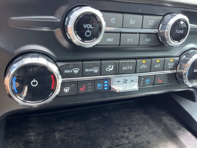 Certified 2024 Ford F250 Lariat w/ Lariat Ultimate Package AWD/4WD image 41