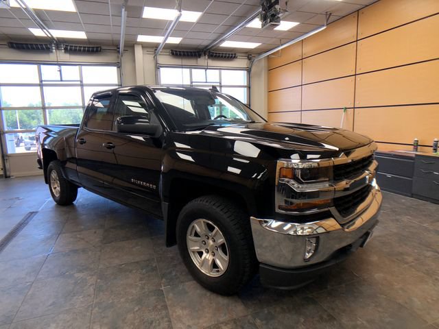 Used 2017 Chevrolet Silverado 1500 LT w/ All Star Edition AWD/4WD image 1