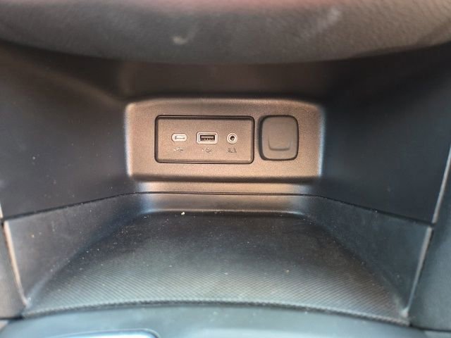 Used 2024 Chevrolet Equinox LT image 34