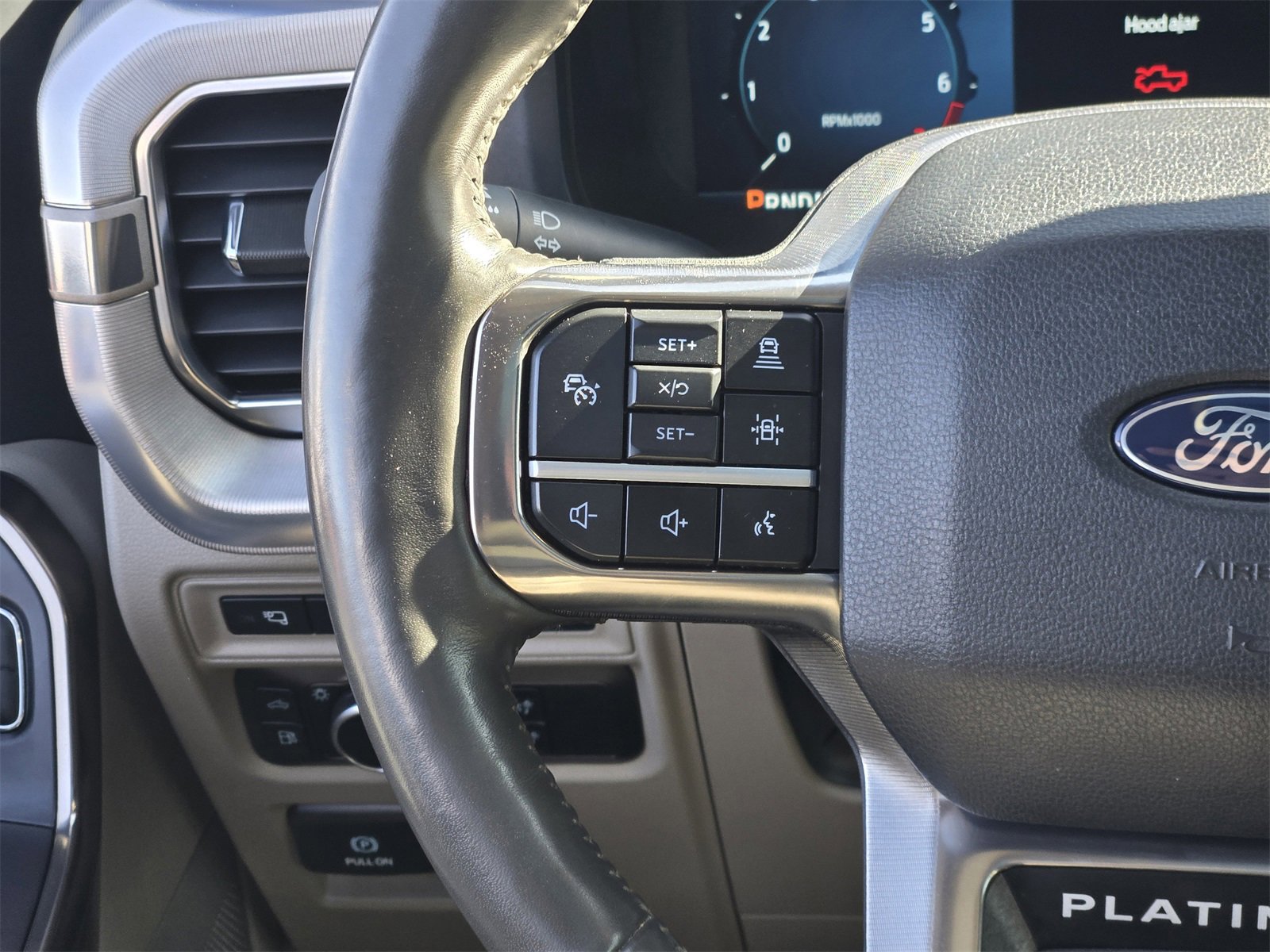 Certified 2024 Ford F150 Platinum w/ Equipment Group 703A Plus image 26