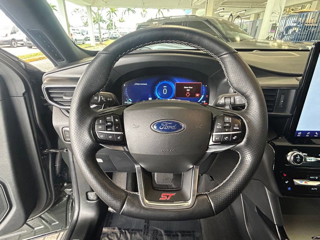 Certified 2022 Ford Explorer ST w/ Equipment Group 401A image 15