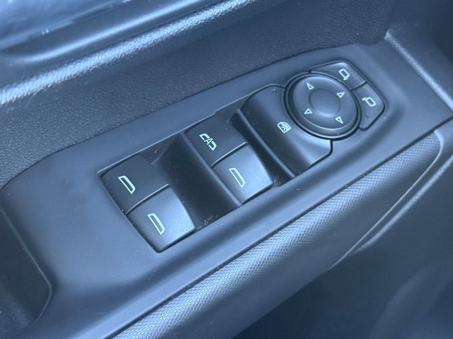 Used 2022 Chevrolet Silverado 1500 Custom Trail Boss AWD/4WD image 21